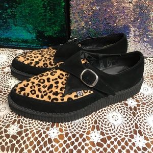 T.U.K black leather cheetah platform male shoe 9